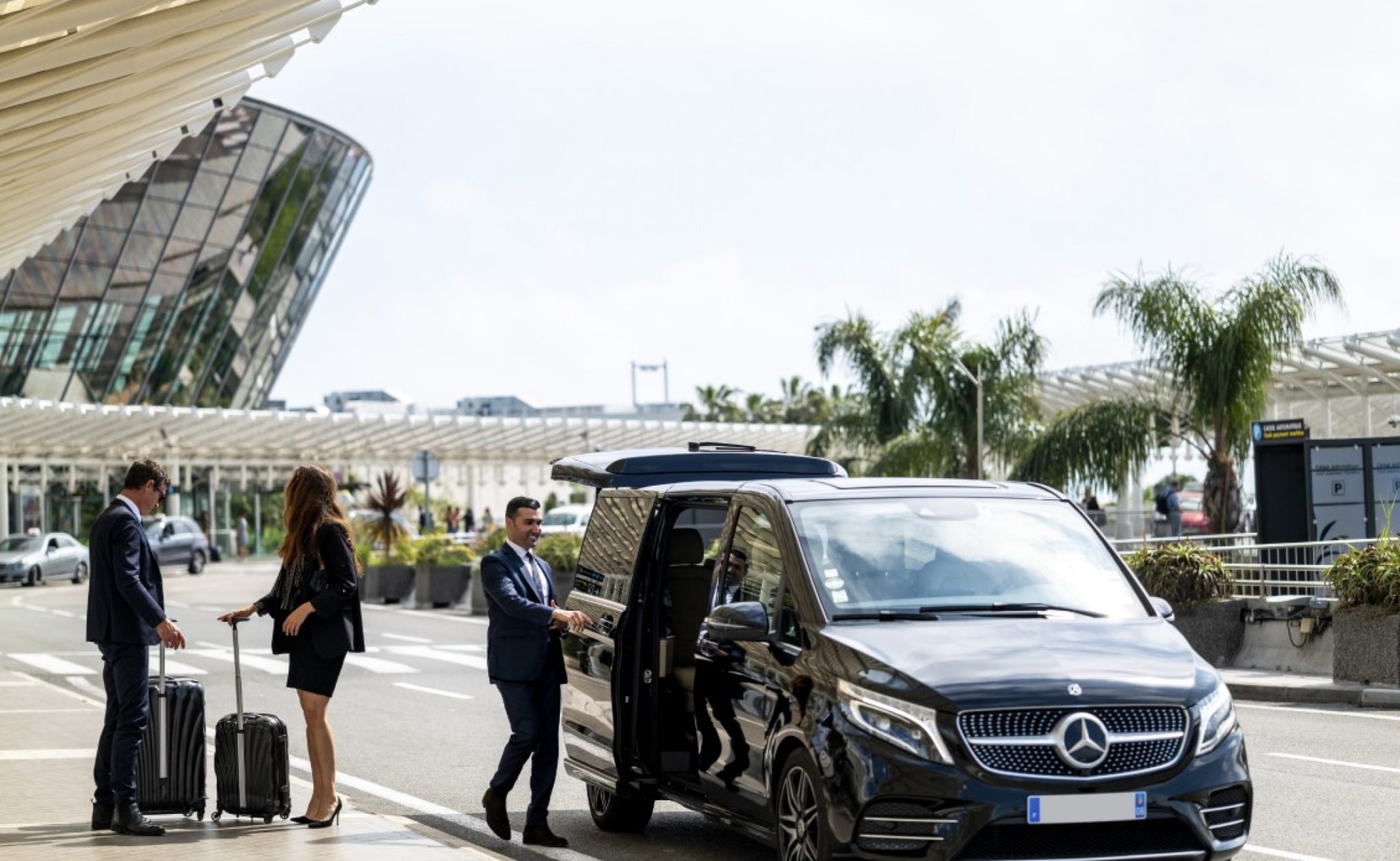 IGI Airport to Gurgaon Airport Transfer with Delhi Cabz